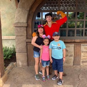 Meet your Posher, Angelica